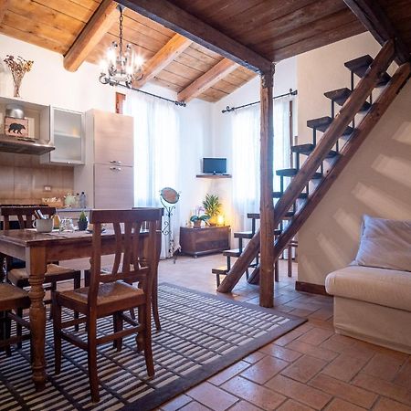 Il Castellaro Bed & Breakfast Borghi Eksteriør bilde